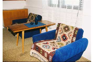 Slovacia Chata Radvaň nad Dunajom, Exteriorul